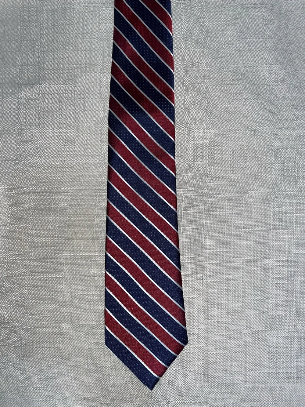 Isaac Mizrahi New York Men's Striped Burgundy and Navy Tie
